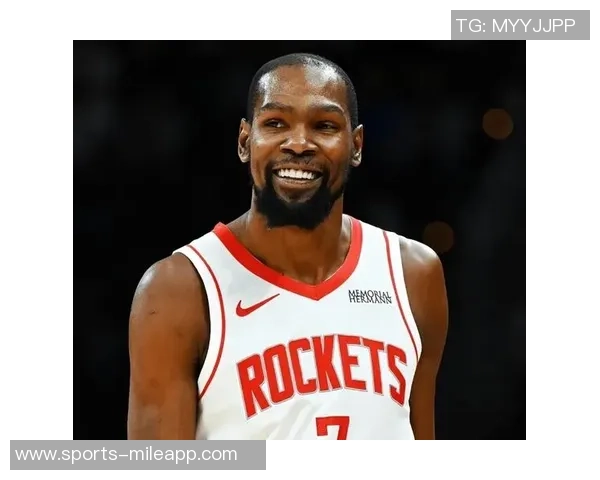 杜兰特谈赛后趣事与乌度卡的深厚友谊引发关注