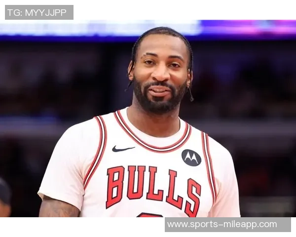 篮板之王德拉蒙德表现抢眼10投4中斩获8分15篮板助攻和盖帽均有贡献 篮板之王德拉蒙德表现抢眼10投4中斩获8分15篮板助攻和盖帽均有贡献